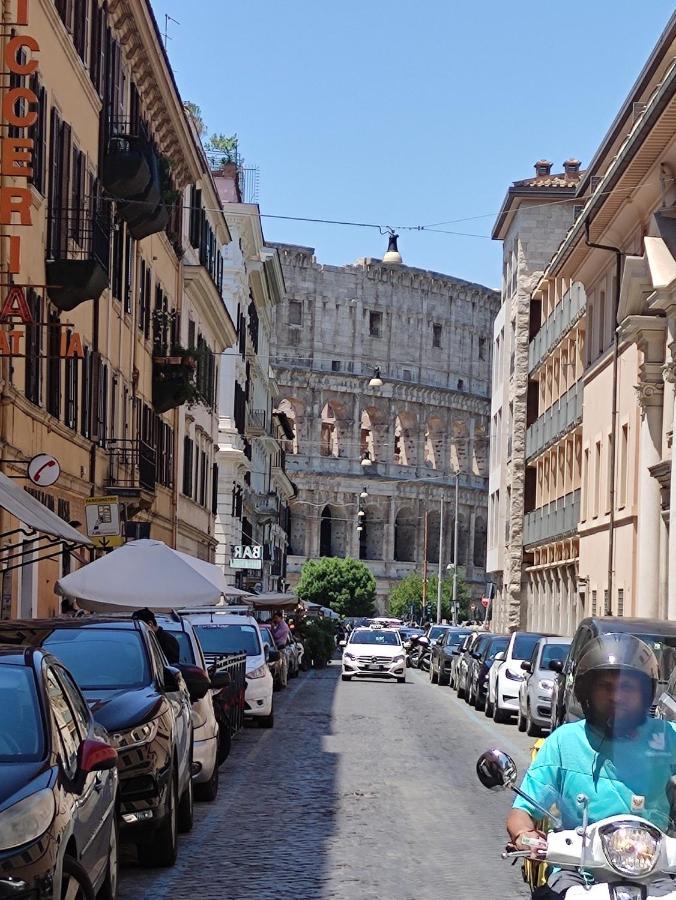 150 M Dal Colosseo - Appartamento Minerva Рим Экстерьер фото